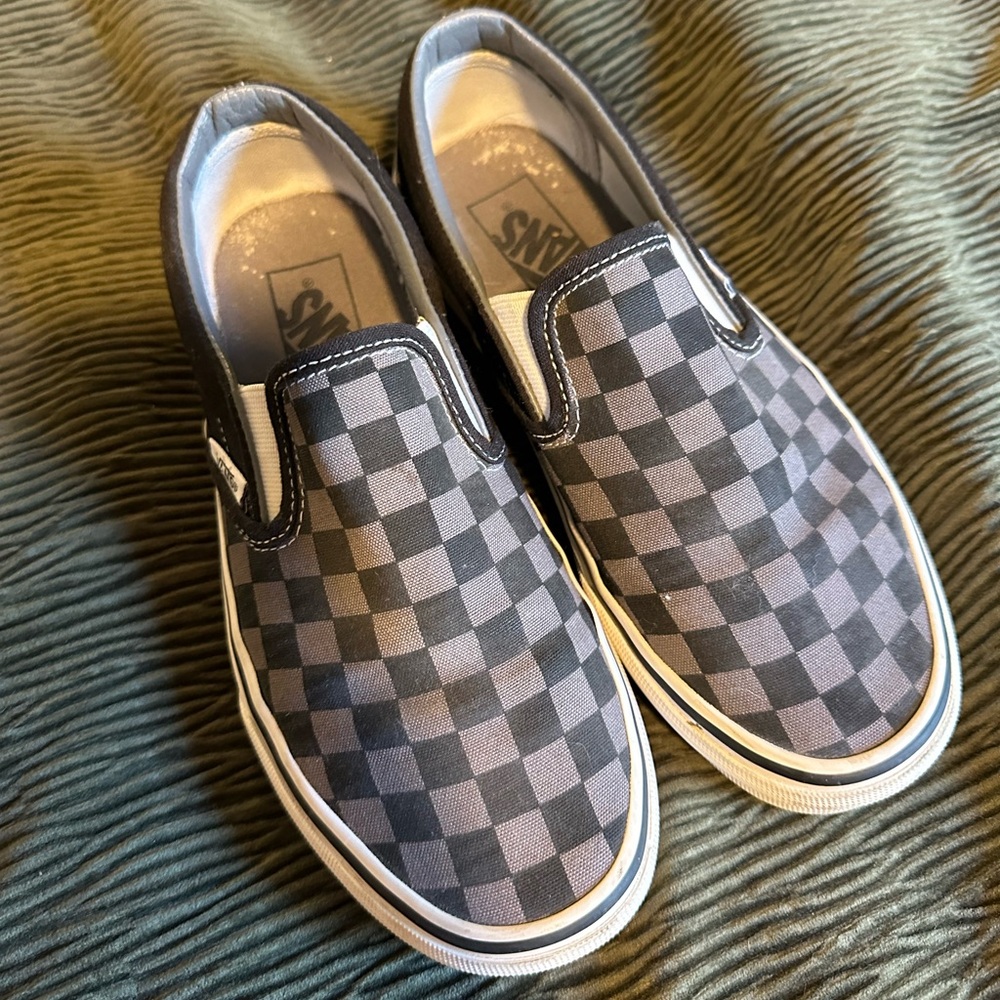 Vans - Picture 3 of 4